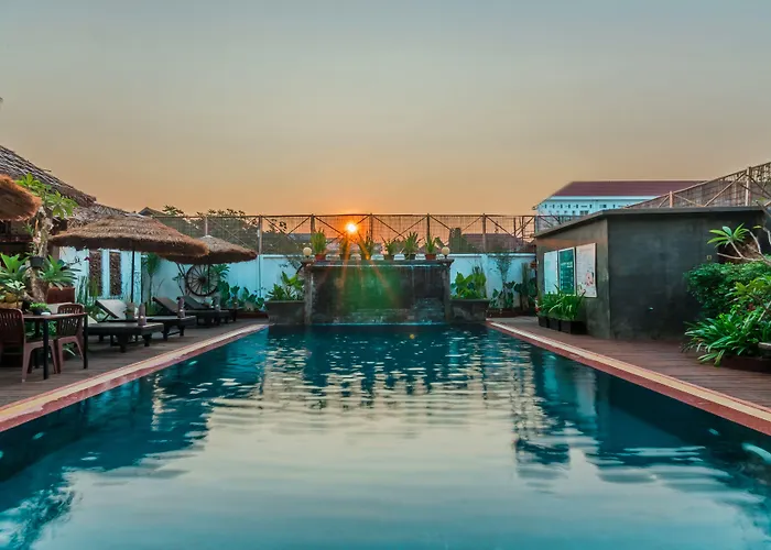 Wheel Garden Hotel 3*